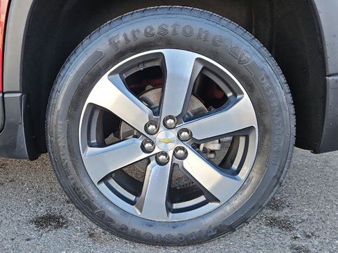 Used 2018 Chevrolet Traverse LT image 33