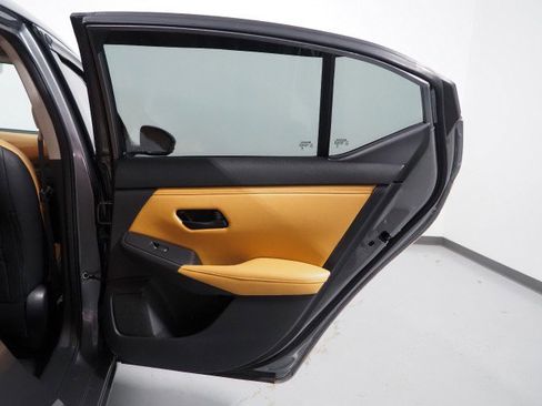 Used 2024 Nissan Sentra SV w/ SV Premium Package image 59