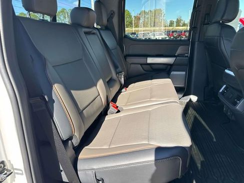 New 2025 Ford F150 Lariat w/ Equipment Group 501A Mid image 11