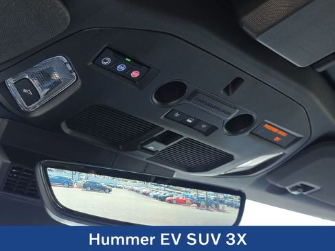 Used 2025 GMC Hummer EV 3X AWD/4WD image 31