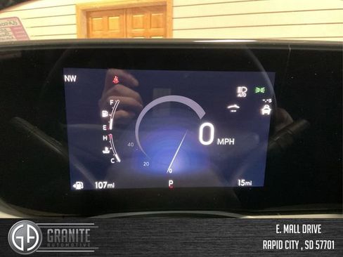 Used 2025 Buick Envista Preferred w/ Convenience I Package image 16