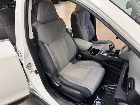 Used 2020 Subaru Outback Premium AWD/4WD image 8