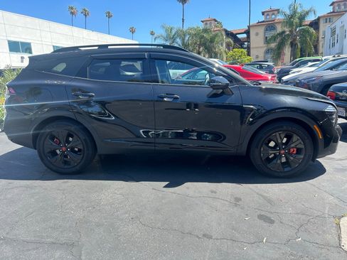 Used 2025 Kia Sportage X-Line image 3