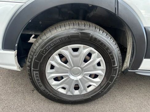 Used 2021 Ford Transit 350 XLT image 32