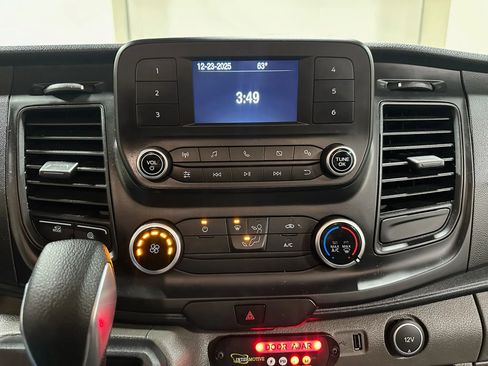 Used 2020 Ford Transit 150 Medium Roof image 28