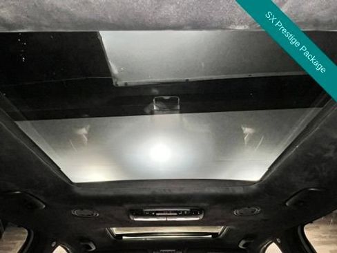 Used 2022 Kia Telluride SX w/ SX Prestige Package AWD/4WD image 4