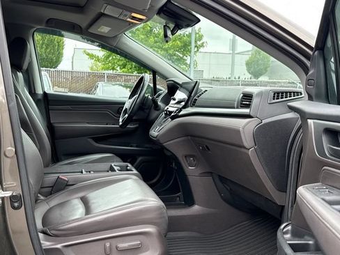 Used 2018 Honda Odyssey EX-L image 9