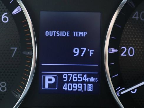 Used 2018 Nissan Armada Platinum w/ Cargo Package RWD image 15