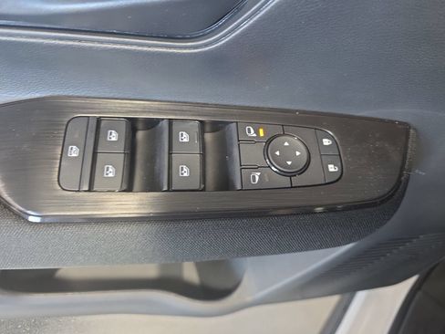 New 2026 Nissan Kicks S FWD image 26