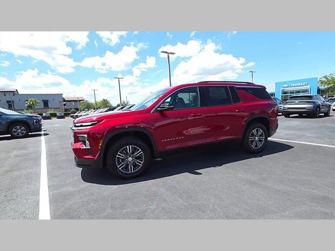 New 2026 Chevrolet Traverse LT FWD image 24