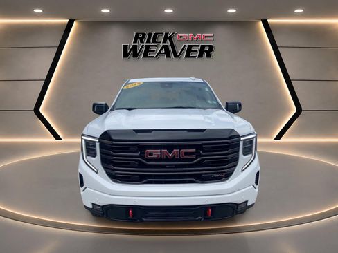 Used 2025 GMC Sierra 1500 AT4 AWD/4WD image 10