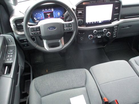 Used 2024 Ford F150 XLT image 6