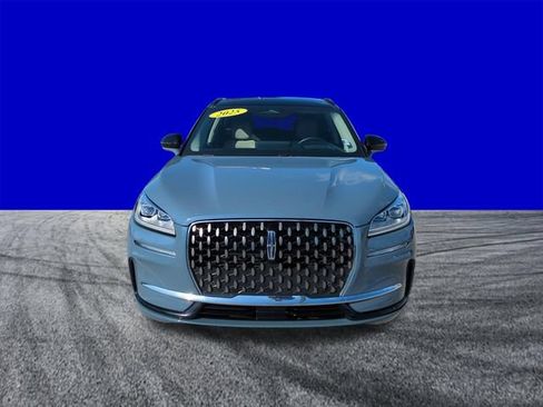 Used 2025 Lincoln Corsair Grand Touring w/ Equipment Group 302A AWD/4WD image 9