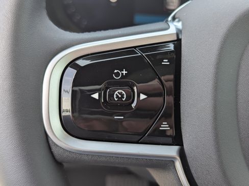 New 2026 Volvo XC60 B5 Core image 28