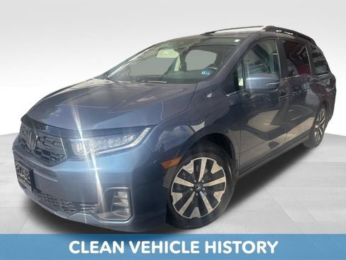Certified 2025 Honda Odyssey EX-L image 3