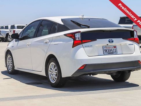 Used 2020 Toyota Prius LE FWD image 7