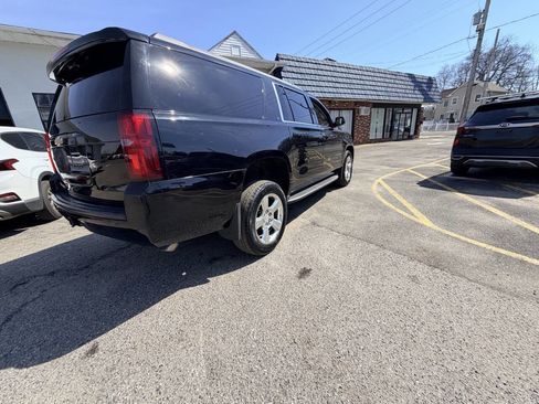 Used 2016 Chevrolet Suburban LT AWD/4WD image 12
