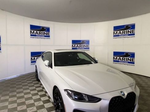 Used 2026 BMW 430i Coupe w/ M Sport Package RWD image 4