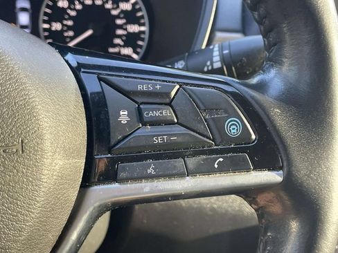 Used 2023 Nissan Altima 2.5 SL AWD/4WD image 26