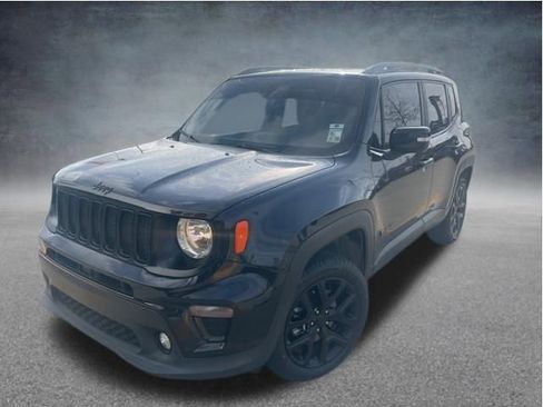 Used 2022 Jeep Renegade Altitude w/ Convenience Group AWD/4WD image 4