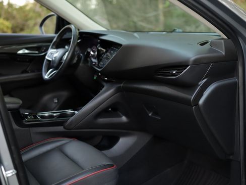 Used 2022 Buick Envision Essence w/ Sport Touring Package image 32