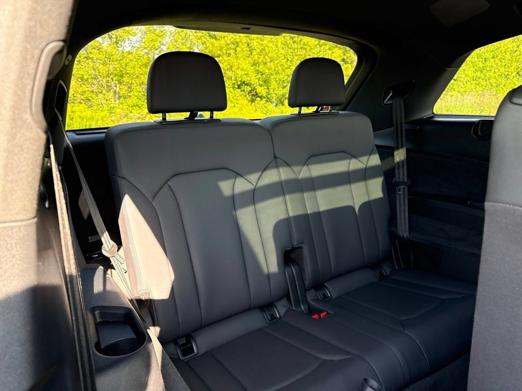 Used 2021 Audi Q7 3.0T Premium Plus AWD/4WD image 13