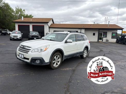 Used 2014 Subaru Outback 2.5i Premium AWD/4WD image 1