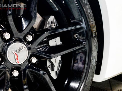 Used 2019 Chevrolet Corvette Stingray Coupe w/ 1LT RWD image 53