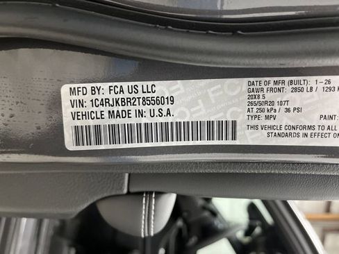 New 2026 Jeep Grand Cherokee L Limited w/ Luxury Tech Group II image 41