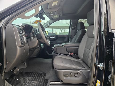 Certified 2023 Chevrolet Silverado 1500 Custom Trail Boss image 9