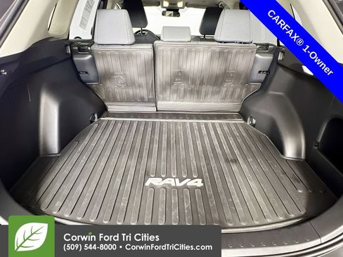 Used 2025 Toyota RAV4 LE AWD/4WD image 14