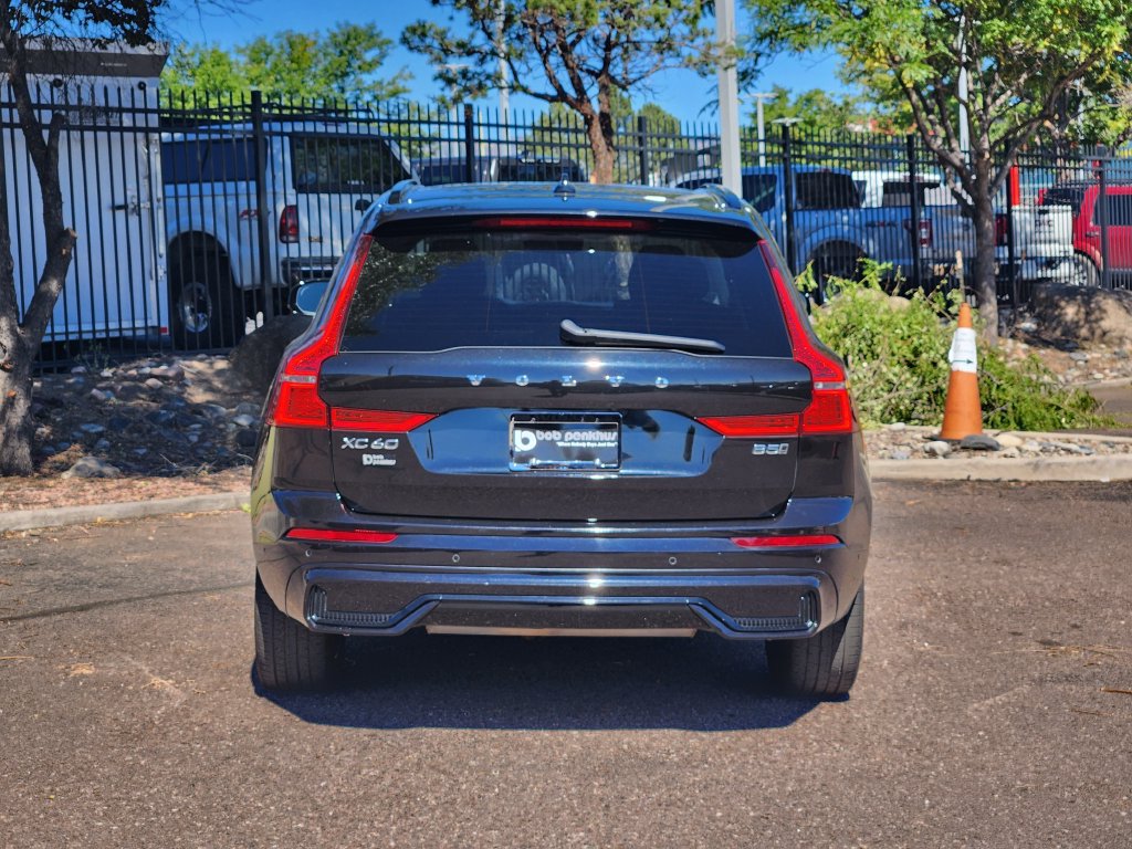 Used 2025 Volvo XC60 B5 Plus AWD/4WD image 26