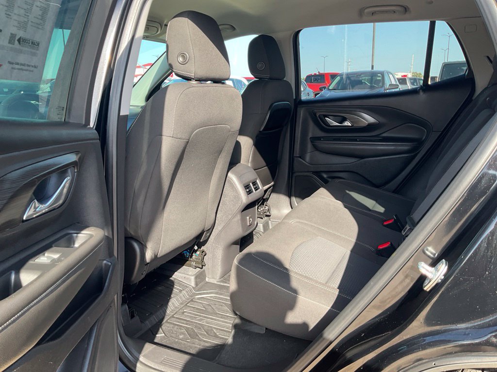 Used 2023 GMC Terrain SLE w/ Driver Convenience Package FWD image 25