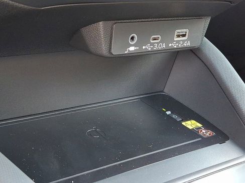 New 2025 Subaru Forester Limited image 17