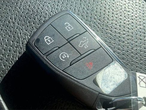 Used 2023 GMC Sierra 1500 Denali w/ Denali Reserve Package image 11