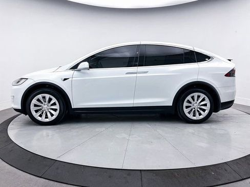 Used 2021 Tesla Model X Long Range image 13