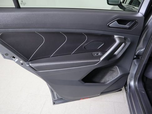 Used 2024 Volkswagen Tiguan Wolfsburg Edition image 17