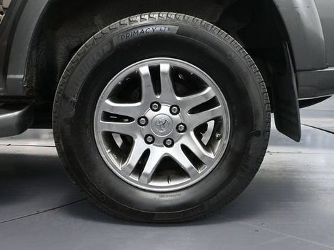 Used 2005 Toyota Sequoia Limited AWD/4WD image 11