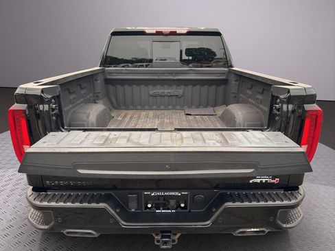 Used 2022 GMC Sierra 1500 AT4 w/ AT4 Premium Package AWD/4WD image 25
