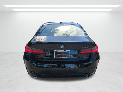 New 2026 BMW 330i Sedan RWD image 5