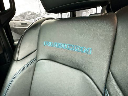 Used 2022 Jeep Wrangler Unlimited Rubicon 4xe w/ Cold Weather Group image 15