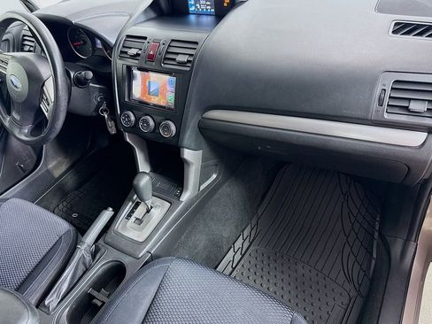 Used 2014 Subaru Forester 2.5i Premium w/ All-Weather Package AWD/4WD image 28