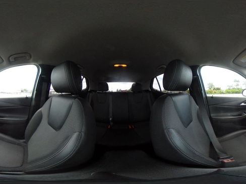 Used 2025 Buick Encore GX Preferred FWD image 38