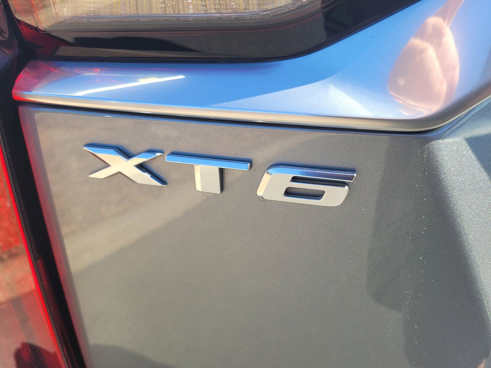 Certified 2023 Cadillac XT6 Premium Luxury w/ Technology Package AWD/4WD image 6