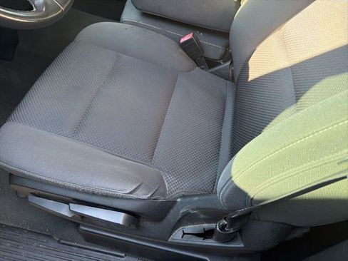 Used 2019 Chevrolet Silverado 1500 LT image 8