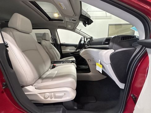 New 2027 Honda Odyssey EX-L image 20
