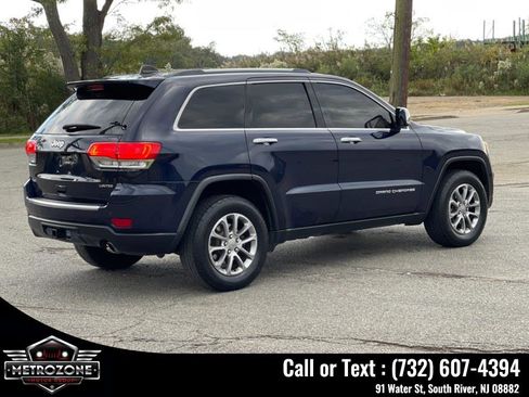 Used 2016 Jeep Grand Cherokee Limited AWD/4WD image 6