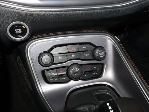 Used 2016 Dodge Challenger R/T Scat Pack RWD image 22