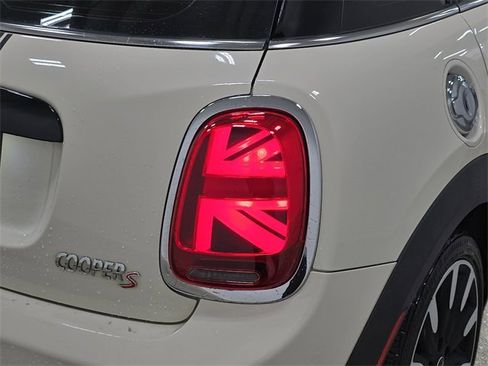 Used 2020 MINI Cooper S w/ Storage Package image 34