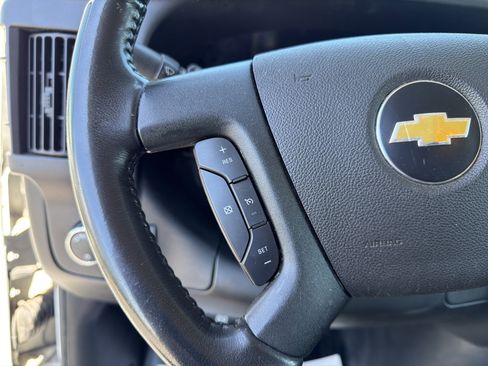 Used 2021 Chevrolet Express 2500 w/ Driver Convenience Package RWD image 16